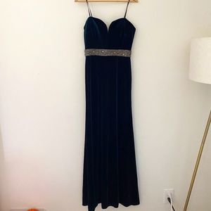 AIDAN MATTOX Green Velvet Strapless Gown